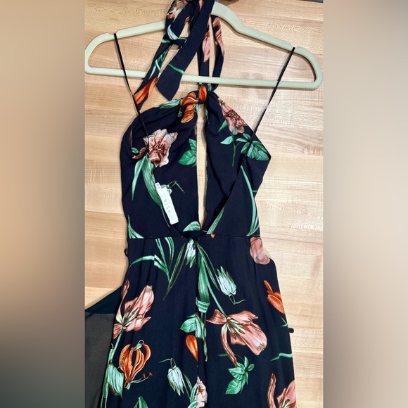 ASTR the Label Luciana Black Floral Print Wrap Midi Dress - Picture 6 of 6